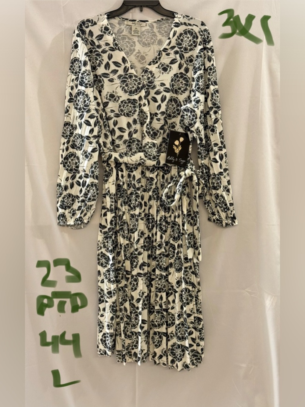 Black and White Floral Long-Sleeve Wrap Dress with Tie Waist